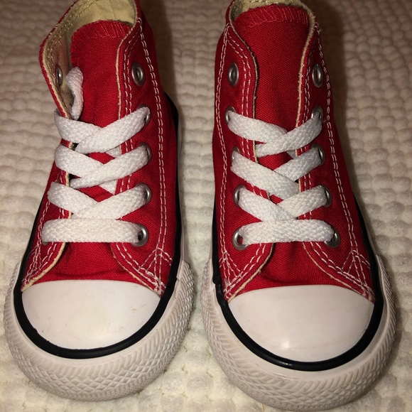 red converse size 5